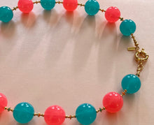 Load image into Gallery viewer, Cotton Candy Oversized Gumball Necklace
