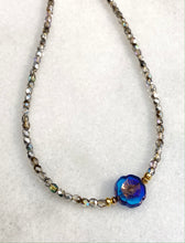 Load image into Gallery viewer, Sparkles In Bloom Necklace
